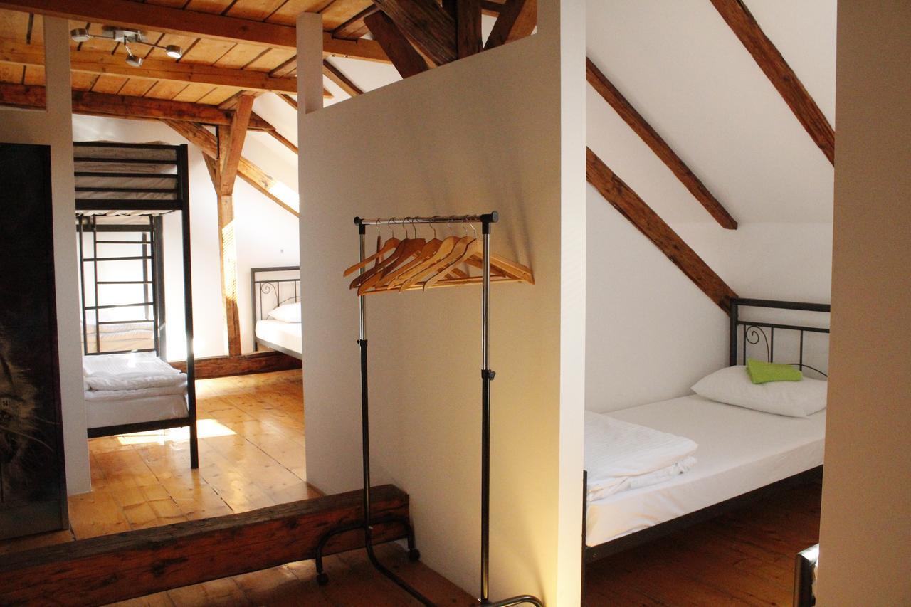 Hostel Nomad Novi Sad Luaran gambar