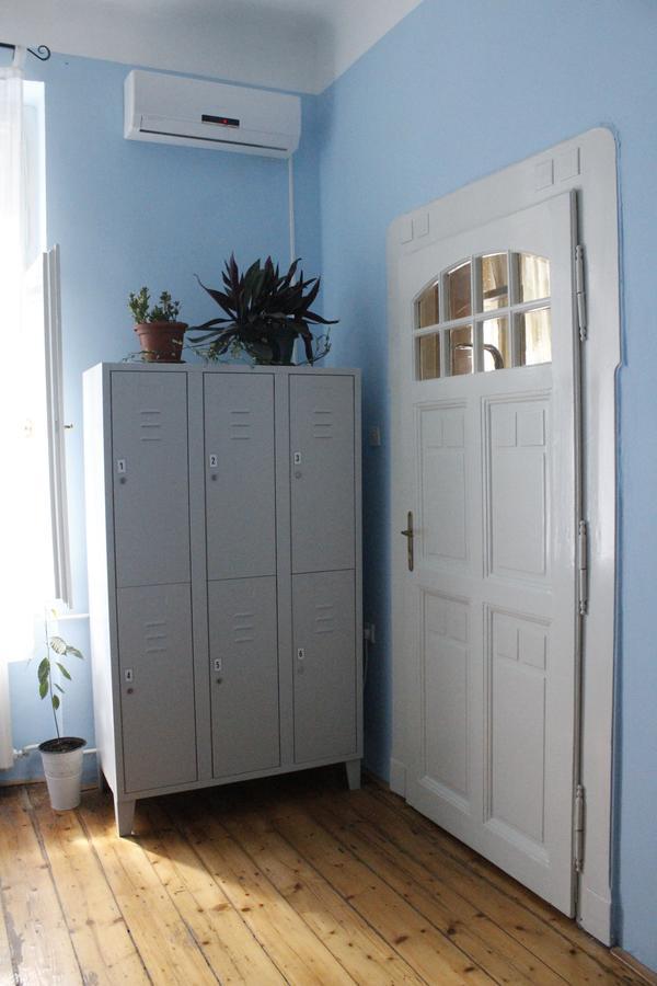 Hostel Nomad Novi Sad Luaran gambar