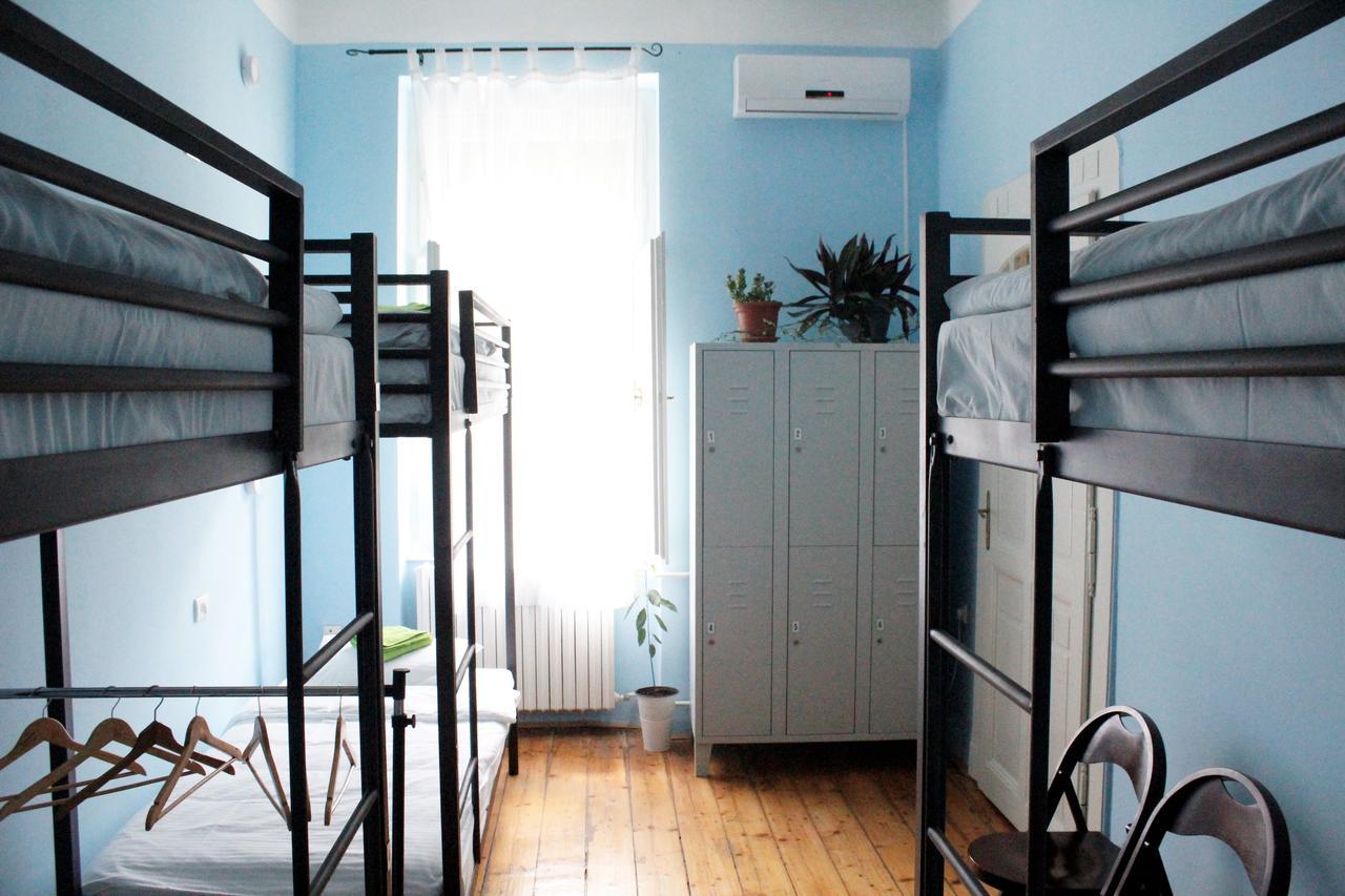 Hostel Nomad Novi Sad Luaran gambar