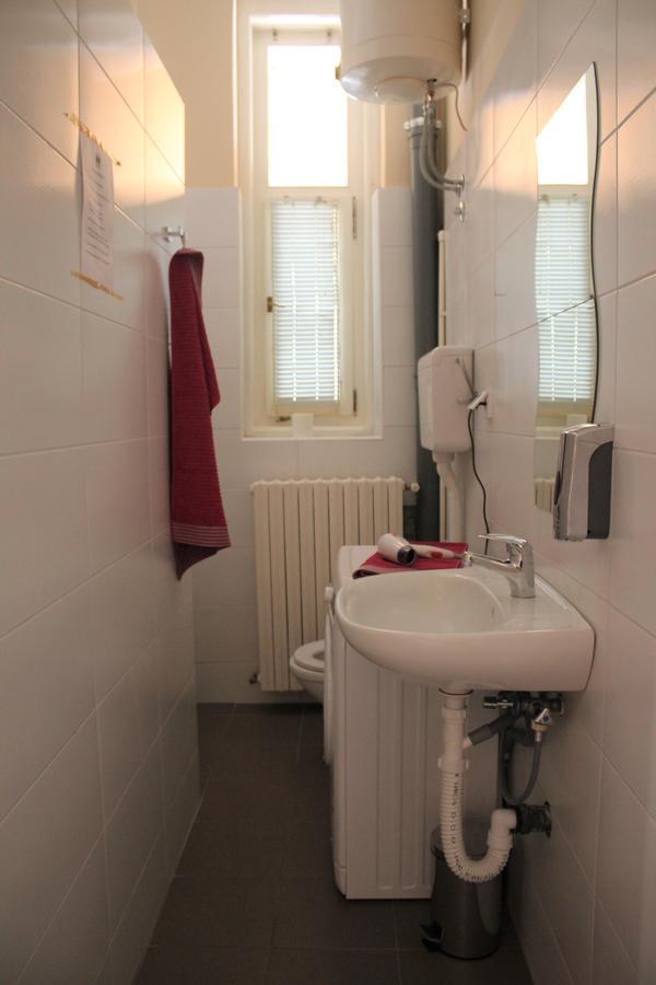Hostel Nomad Novi Sad Luaran gambar